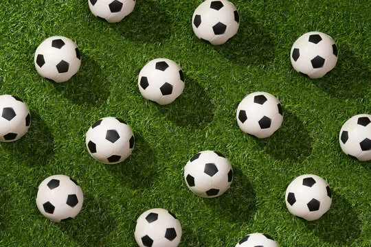 用户在手机上使用 九游体育 应用